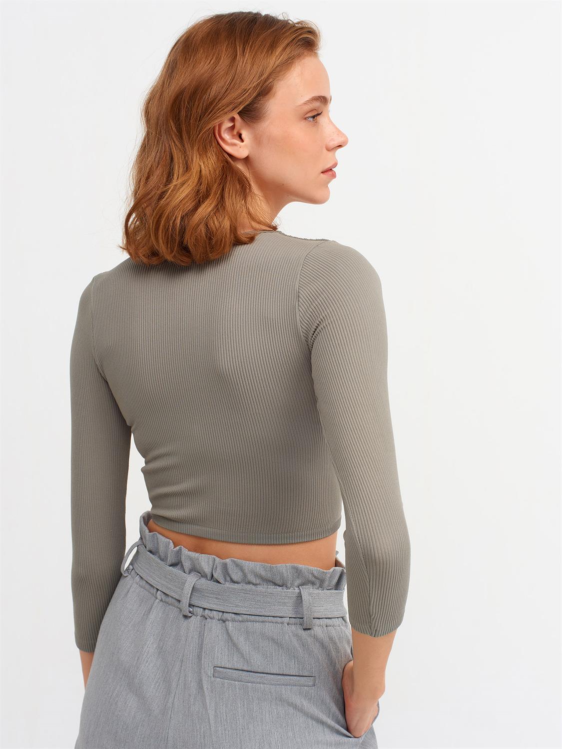 Pool Neck Long Sleeve Crop Top