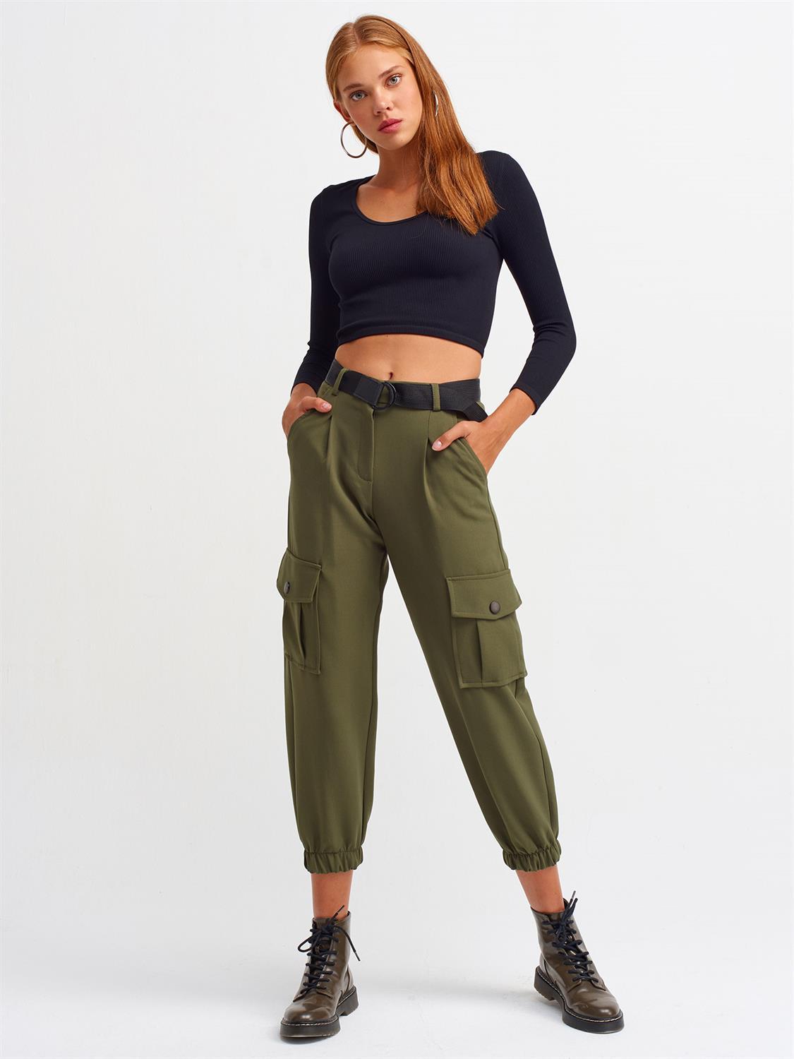 Pool Neck Long Sleeve Crop Top