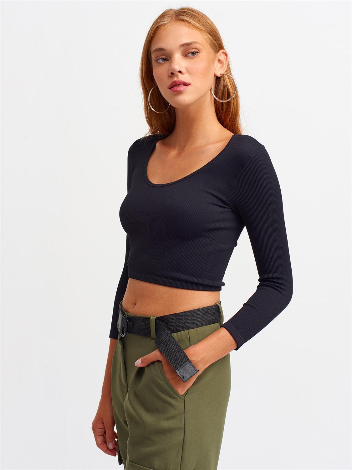 Pool Neck Long Sleeve Crop Top