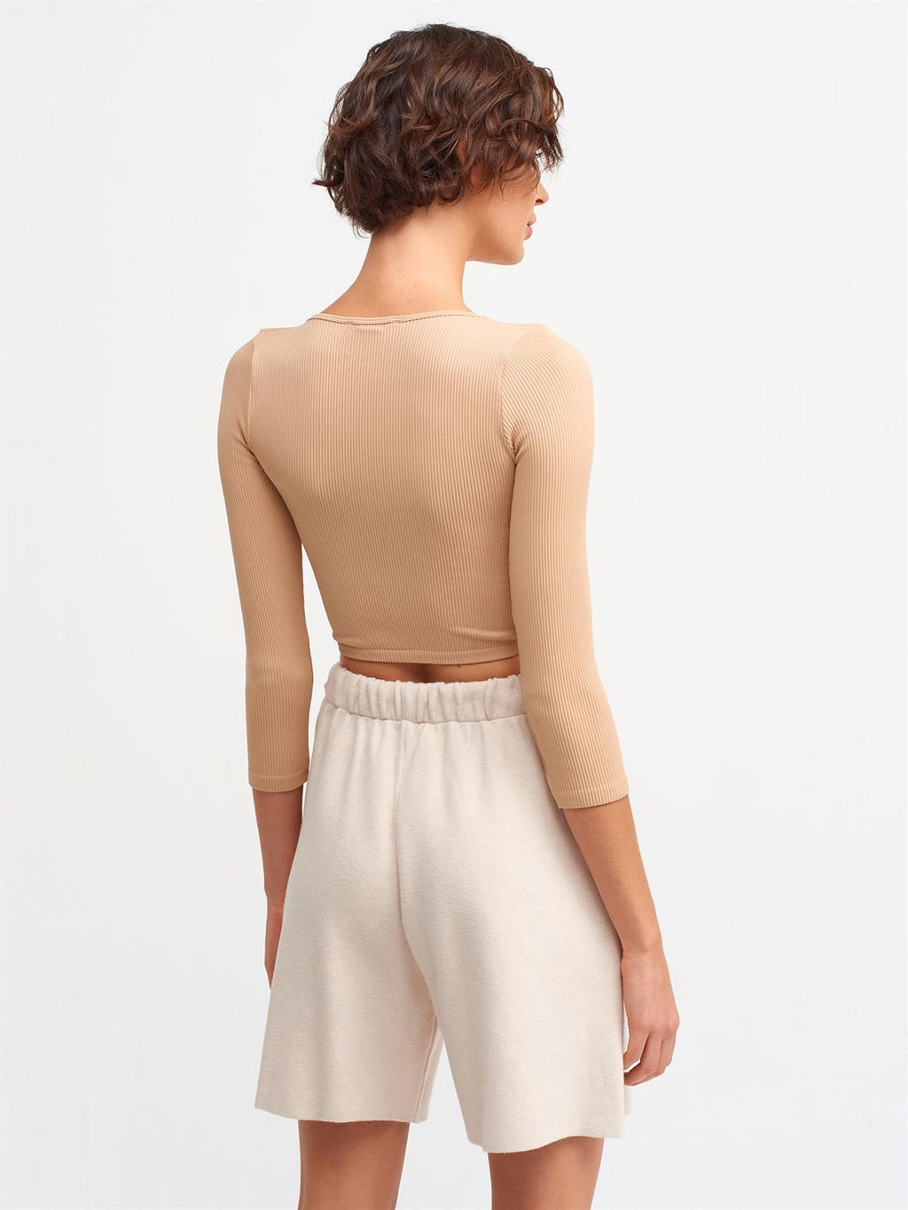 Pool Neck Long Sleeve Crop Top