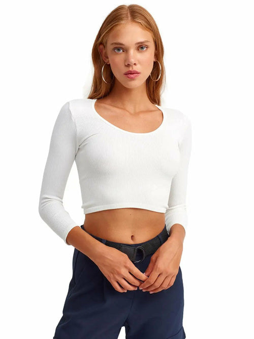 Pool Neck Long Sleeve Crop Top
